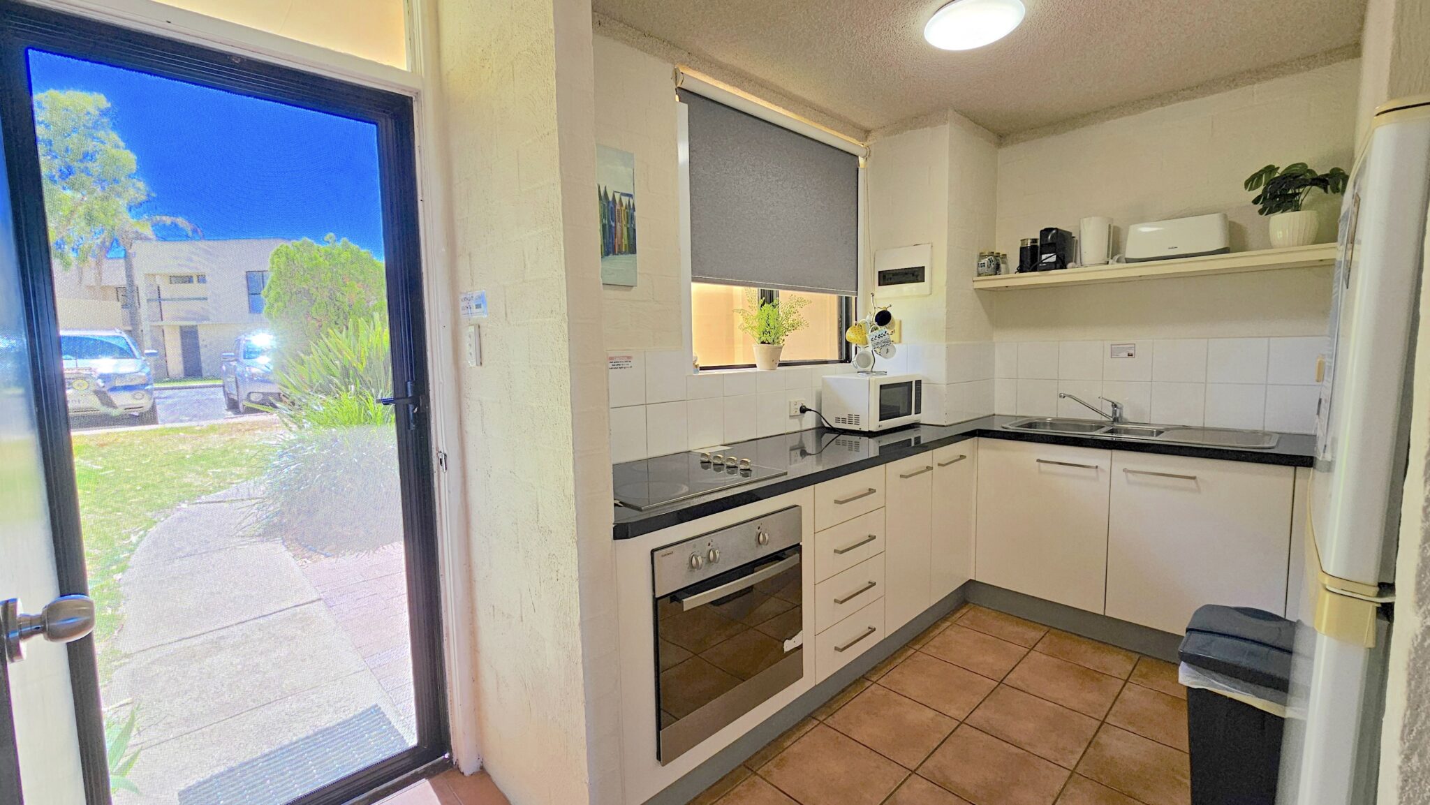 3/156 Grey Street KALBARRI WA